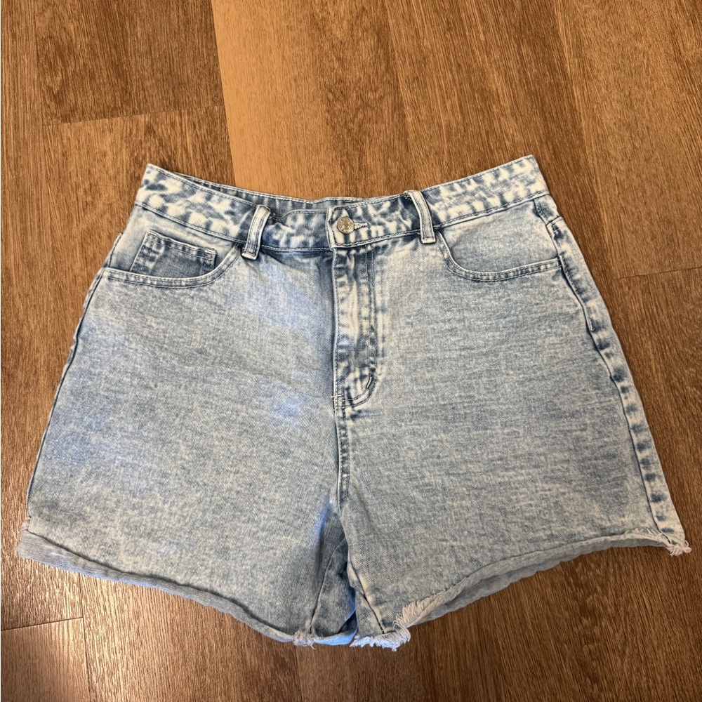 SHEIN Blue Jean Shorts Distressed Mid-Thigh